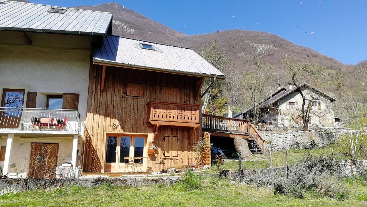 La Gravinette Bed & Breakfast Cruet Bagian luar foto